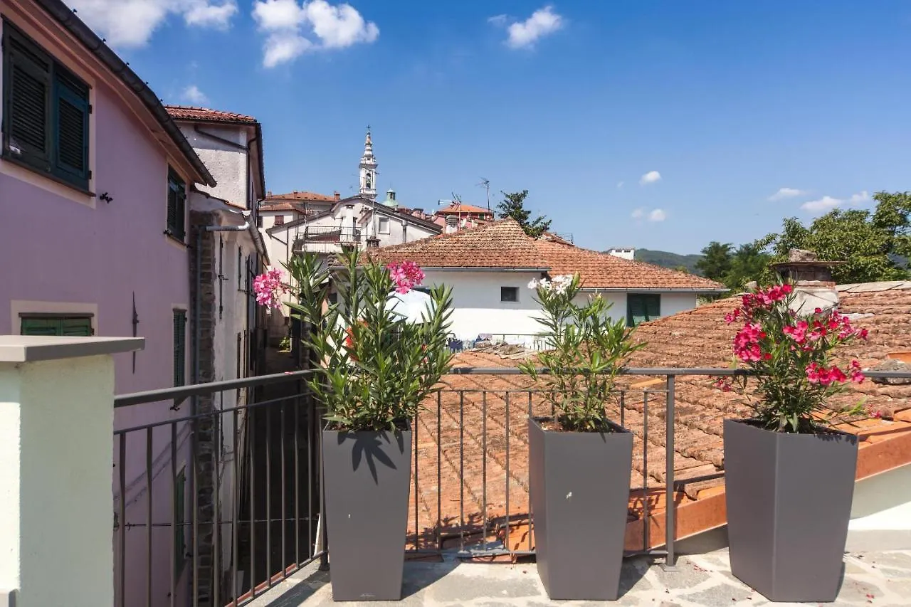 La Paganina Suite Carro Holiday home
